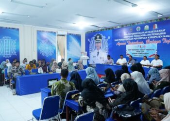 Dinas Pemberdayaan Masyarakat Gampong Pengendalian Penduduk dan Pemberdayaan Perempuan (DPMGP4) menggelar Rapat Koordinasi Tim Percepatan Penurunan Stunting (TPPS) tingkat kabupaten. Kegiatan yang dilaksanakan di Aula Sasana Praja DPMGP4 pada Jumat, 15 November 2024, dibuka oleh Penjabat (Pj) Bupati Nagan Raya, Dr. Iskandar, AP, yang diwakili oleh Asisten Perekonomian dan Pembangunan, Amran Yunus, S.P., M.T.