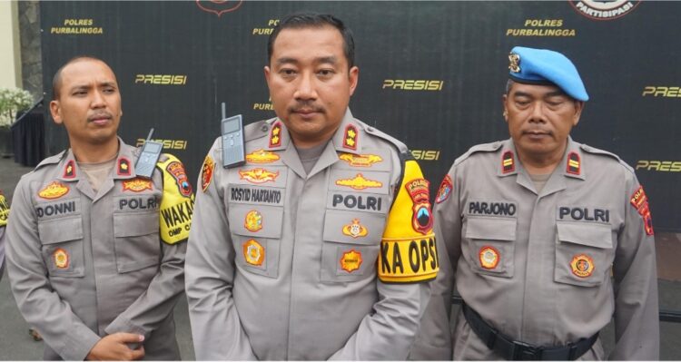 Kapolres Purbalingga AKBP Rosyid Hartanto saat konferensi pers di Mapolres Purbalingga, Senin (25/11/2024) sore.