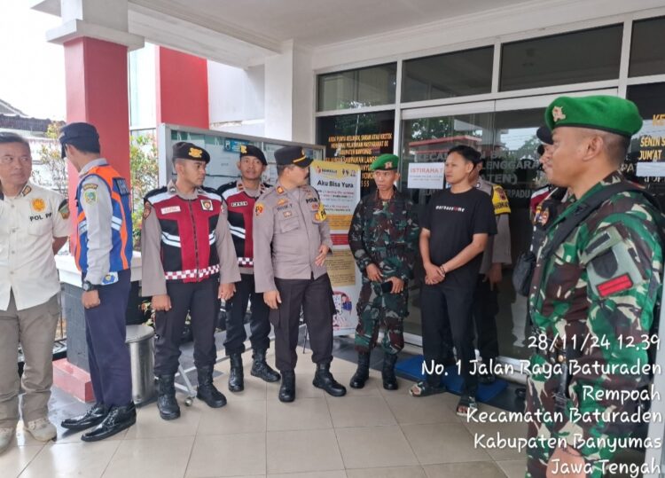 Polresta Banyumas menggelar Apel Patroli Skala Besar Dalam Rangka Pemilukada 2024-2025 Kabupaten Banyumas, Kamis (28/11/24), pukul 10.00 wib.