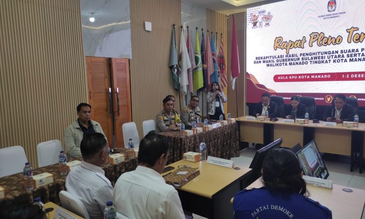 Kapolresta Manado, Kombes Pol Julianto Sirait, turut hadir dalam Rapat Pleno Terbuka Rekapitulasi Perhitungan Suara untuk Pemilihan Gubernur dan Wakil Gubernur Sulawesi Utara serta Walikota dan Wakil Walikota Manado