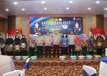 Polda Sumsel menggelar acara syukuran dalam rangka memperingati Hari Ulang Tahun (HUT) Korpri ke-53 di Auditorium Lanta VII Mapolda Sumsel, Jalan Jenderal Sudirman Palembang Senin,(2/12/2024).