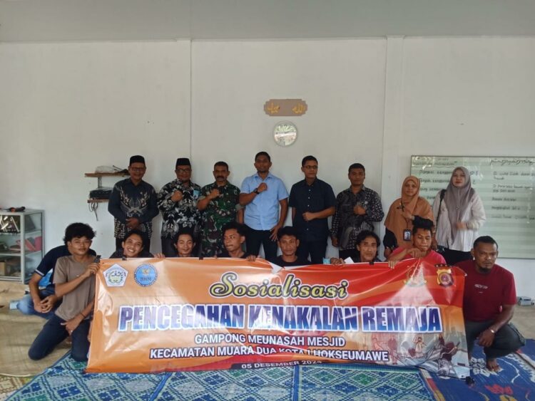 Desa Meunasah Mesjid, Kecamatan Muara Dua, Kota Lhokseumawe, melaksanakan kegiatan peningkatan kompetensi bagi Tim Satgas Narkoba, Kamis (5/12/2024). Acara berlangsung di Aula Kantor Geuchik Meunasah Mesjid dengan dihadiri sekitar 30 peserta dari berbagai pihak terkait.