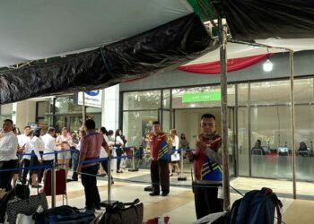 Polsek Mapanget melaksanakan pengamanan kegiatan Seleksi Kompetensi Pegawai Pemerintah dengan Perjanjian Kerja (PPPK) Tahun 2024 yang berlangsung di Grand Kawanua City Walk, Manado, Sabtu (9/12/2024).