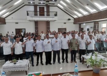 Kegiatan Sosialisasi Inovasi Daerah bertempat di aula Kantor Bupati Aceh Utara di Landing Kecamatan Lhoksukon, Rabu, 11 Desember 2024. Kegiatan itu diinisiasi oleh Badan Perencanaan Pembangunan Daerah (Bappeda) Aceh Utara, diikuti oleh seluruh pejabat SKPK, termasuk jajaran Puskesmas dan UPTD.