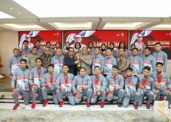 Irwasum Polri Komjen Pol Dedi Prasetyo, Jumat (13/12/2024) menerima tim Taekwondo Garuda Bhayangkara Presisi Polri yang baru saja mengikuti di Asian Police Championship Open 2024 di Quang Ninh Vietnam 6 – 9 Desember 2024.
