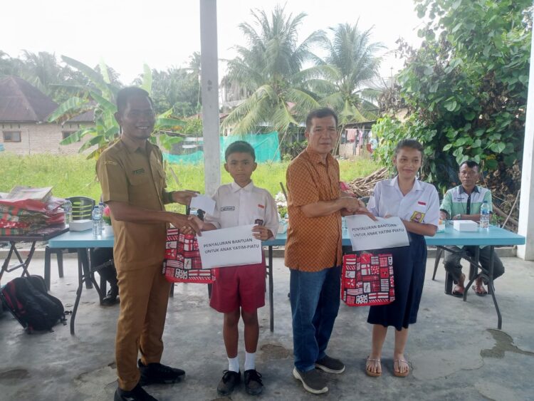 Pemerintah Nagori Muara Mulia Kecamatan Tanah Jawa Kabupaten Simalungun membagikan Bantuan Langsung Tunai Dana Desa (BLT DD) dan juga memberikan bantuan buat anak yatim/piatu.