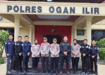Bidhumas Polda Sumatera Selatan melaksanakan kegiatan supervisi dan asistensi di Polres Ogan Ilir. Kegiatan tersebut dipimpin langsung oleh AKBP Suparlan, S.H., M.H., bersama tim Bidhumas Polda Sumsel. Kegiatan ini bertujuan untuk memastikan kesiapan Polres Ogan Ilir dalam menjalankan tugas kehumasan terkait Pilkada Serentak 2024.