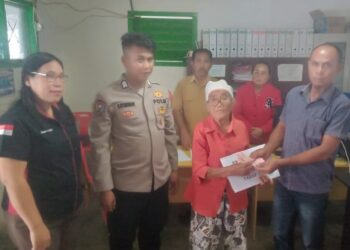 Polres Samosir terus meningkatkan pelayanan dan pengamanan di wilayah hukumnya, seiring dengan meningkatnya kunjungan wisatawan selama libur Natal 2024 dan Tahun Baru 2025. Dalam masa Operasi Lilin Toba 2024, berbagai langkah strategis dilakukan untuk memastikan kenyamanan masyarakat dan wisatawan. (23/12/2024)