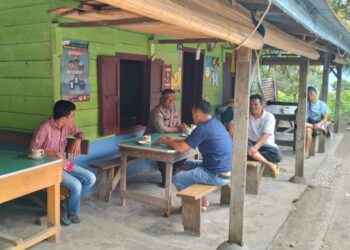 Polsek Harian yang berada di bawah naungan Polres Samosir terus menunjukkan komitmen dalam memberikan pelayanan, kenyamanan, dan keamanan bagi masyarakat, wisatawan di wilayah kerjanya, yang meliputi Kecamatan Harian dan Kecamatan Sianjur Mulamula. Kedua kecamatan ini berada di luar Pulau Samosir, bahkan beberapa desa di Kecamatan Sianjur Mulamula hanya dapat dijangkau melalui penyeberangan Danau Toba menggunakan kapal.