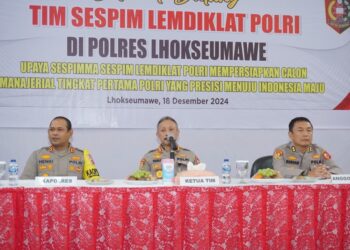 Ketua Tim Supervisi Kombes Pol Pringadhi Suparjan, Kapolres Lhokseumawe AKBP Henki Ismanto, dan Kasubbag Opsnallat Bag Jarlat Sespim Porli I, AKBP Burhanuddin, S.E.