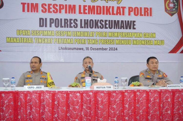 Ketua Tim Supervisi Kombes Pol Pringadhi Suparjan, Kapolres Lhokseumawe AKBP Henki Ismanto, dan Kasubbag Opsnallat Bag Jarlat Sespim Porli I, AKBP Burhanuddin, S.E.
