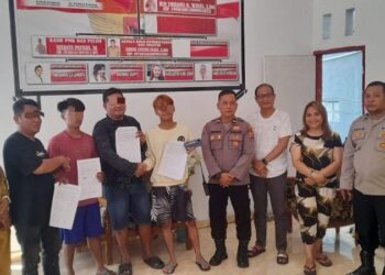 Polsek Wenang kembali menunjukkan komitmennya dalam menjaga keamanan dan ketertiban masyarakat melalui pendekatan problem solving. Pada Selasa (tanggal), jajaran Polsek Wenang berhasil menyelesaikan permasalahan warga binaan yang sebelumnya memicu ketegangan di lingkungan mereka, Selasa (7/1/2025).
