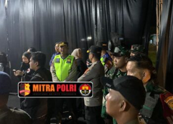 Polres Ogan Ilir bersama jajaran Pemerintah Kabupaten Ogan Ilir melaksanakan pengamanan Ogan Ilir Expo dalam rangka memperingati Hari Ulang Tahun Kabupaten Ogan Ilir yang ke-21. Acara pembukaan berlangsung meriah dan kondusif berkat keterlibatan 295 personel gabungan, terdiri dari Polri, Satpol PP, Dinas Kesehatan, dan Dinas Perhubungan.