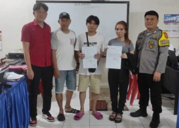 Polsek Wenang berhasil melakukan problem-solving atas kasus pengrusakan yang melibatkan dua pihak warga di wilayahnya. Proses mediasi yang berlangsung di Mapolsek Wenang ini berjalan kondusif, dengan kedua pihak sepakat menyelesaikan masalah secara damai, Rabu (8/1/2025).