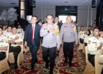 Hadir Kapolda Sumsel Irjen Pol Andi Rian R Djajadi SIK MH, Ketua Umum BPP ABUJAPI Komjen Pol (P) Drs. H. Sofjan Yacoeb, MM, Ketua Umum ABUJAPI Sumsel Khairil Anwar dan PJU Polda Sumsel lainnya.