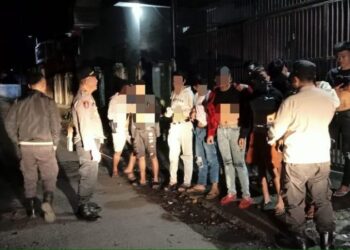 Polsek Tikala menggelar patroli rutin di wilayah Kelurahan Taas pada Rabu malam (8/1/2025) Patroli ini dilakukan sebagai langkah antisipasi terhadap potensi gangguan keamanan yang dapat mengganggu kenyamanan masyarakat.