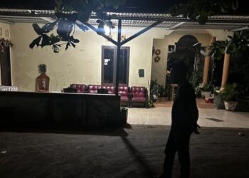 Personel Polsek Mapanget dengan sigap menindaklanjuti laporan masyarakat terkait dugaan aktivitas judi sabung ayam di wilayah Bengkol, dekat Ring Road 2 Mapanget, Sabtu (13/01/25).