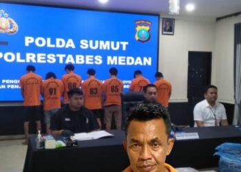 Satuan Narkoba Polrestabes Medan berhasil menangkap dua bandar narkoba yang paling dicari, Adi alias A (38) dan H alias Oyok (51).