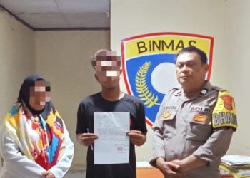 Polsek Tuminting, melalui peran Bhabinkantibmas, berhasil menyelesaikan permasalahan yang terjadi di masyarakat dengan pendekatan problem solving. Kegiatan ini dilakukan untuk mencegah terjadinya eskalasi konflik dan menjaga stabilitas keamanan di lingkungan setempat, Kamis (16/1/2025).