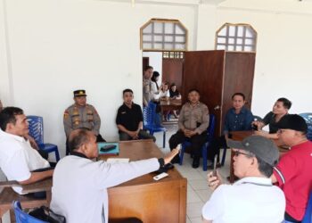 Polsek Wanea atasi masalah yang terjadi di Sekolah Tinggi Theologi Indonesia (STTI) Manado pada Sabtu (19/1/2025)