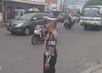 Satuan Lalu Lintas (Satlantas) Polresta Manado menggelar sejumlah kegiatan pengaturan lalu lintas guna menciptakan keamanan, keselamatan, ketertiban, dan kelancaran lalu lintas (kamseltibcarlantas) yang aman dan kondusif, Sabtu (19/1/2025).