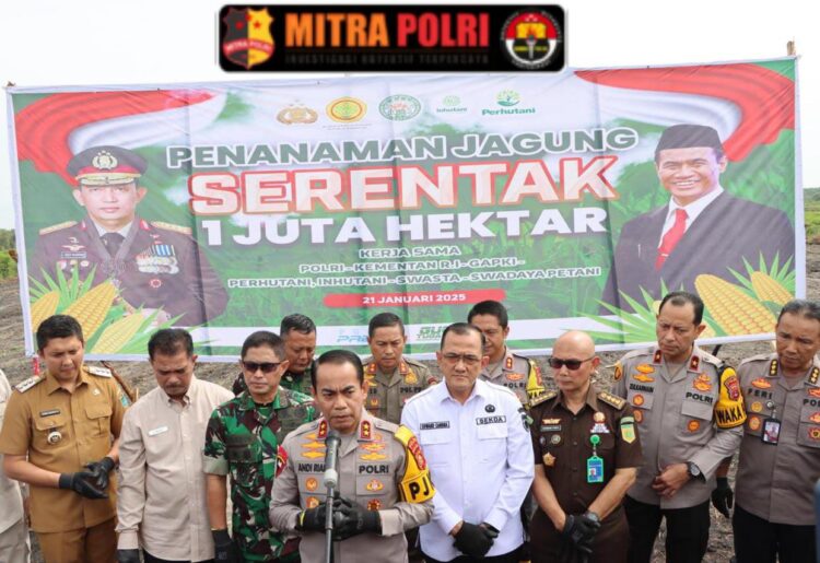 Polres Ogan Ilir menggelar kegiatan penanaman jagung serentak satu juta hektar sebagai bagian dari Program Ketahanan Pangan 2025. Acara ini berlangsung di lahan kelompok Tani milik masyarakat yang dikelola oleh Aipda Iwan Haryanto yang terletak di belakang Komplek Serai, Kelurahan Indralaya Indah, Kecamatan Indralaya, Kabupaten Ogan Ilir, Selasa (21/01/2025)
