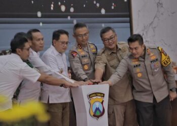 Inspektur Pengawasan Umum (Irwasum) Polri Komjen Dedi Prasetyo mengapresiasi inovasi jajaran Polres Blitar yang menggerakan budidaya benih jagung super yang dinamakan Benih Hibrida Jenis TKS 234 dengan Merk Bhayangkara.