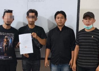 Kepolisian Sektor (Polsek) Wenang, Manado, berhasil menyelesaikan perkelahian yang melibatkan beberapa warga di lingkungan setempat melalui pendekatan problem solving. Peristiwa tersebut terjadi pada Rabu (22/1/2025) malam, di mana ketegangan antarwarga sempat memicu perkelahian fisik di salah satu area pemukiman.