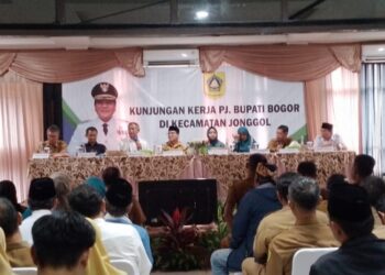 Kunjungan Kerja Pj.Bupati Bogor Dr.Ir.Bachril Bakri,M.App.Sc di Kecamatan Jonggol (Foto. Dok. RH/Mitrapolri.com/03/02/2025)
