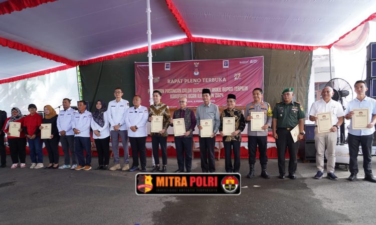 Personel Polres Ogan Ilir melaksanakan pengamanan ketat dalam kegiatan Rapat Pleno Terbuka Penetapan Pasangan Calon Terpilih Bupati dan Wakil Bupati Ogan Ilir Tahun 2024. Kegiatan yang berlangsung di halaman Sekretariat KPU Ogan Ilir, Jalan Lintas Timur Km. 35, Kelurahan Indralaya Indah, Kecamatan Indralaya, ini berjalan dengan aman dan kondusif, Kamis (06/02/2025)