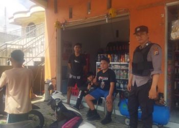 Polsek Pineleng, yang terletak di Kabupaten Minahasa, menggelar kegiatan sambang warga pada Rabu pagi. Kegiatan ini bertujuan untuk menyampaikan himbauan mengenai situasi kamtibmas (keamanan dan ketertiban masyarakat) kepada warga setempat, Sabtu (8/2/2025).