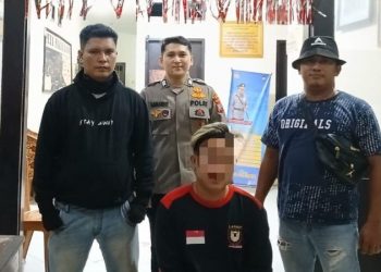 Polsek Malalayang berhasil mengamankan seorang pria berinisial AT (23) yang diduga terlibat dalam tindak penganiayaan pada hari Jumat, 7 Februari 2025, sekitar pukul 23.30 Wita.