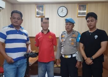 Polsek Wenang berhasil mengamankan seorang pria berinisial BP (40), yang kedapatan membawa senjata jenis air softgun dalam keadaan rusak di kawasan Jalan Dr. Sutomo, Kecamatan Wenang, pada Senin malam (10/2/2025) pukul 20.30 WITA.
