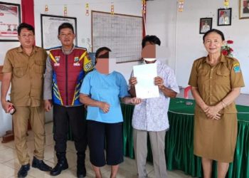 Bhabinkamtibmas Polsek Wori bergerak cepat dalam menyelesaikan permasalahan keluarga yang terjadi di Desa Talawaan Bantik, Jaga II, Kecamatan Wori, Kabupaten Minahasa Utara. Kejadian ini bermula dari adanya laporan tentang dugaan perbuatan pengancaman dengan kata-kata yang terjadi dalam lingkungan keluarga, Sabtu (15/2/2025).