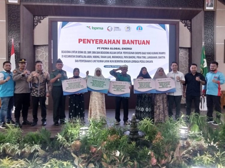Penyerahan bantuan bersumber dari dana CSR (Corporate Social Responsiblity) itu berlangsung di aula Kantor Bupati Aceh Utara di Landing Kecamatan Lhoksukon, Kamis, 20 Februari 2025. Beasiswa dimaksud diberikan untuk siswa SD, SMP dan SMA, serta beasiswa kuliah untuk penyusunan skripsi bagi yang kurang mampu.