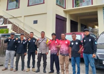 Personel Polsek jajaran Polresta Manado dikerahkan untuk melaksanakan pengamanan ibadah Minggu di berbagai gereja di wilayah hukum Polresta Manado. Langkah ini bertujuan untuk memberikan rasa aman dan nyaman bagi jemaat yang tengah beribadah, Minggu (23/2/2024).