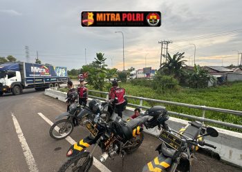 Tim Patroli Perintis Presisi Sat Samapta Polres Ogan Ilir berhasil mengamankan seorang pria yang diduga melakukan pungutan liar (pungli) di Pintu Keluar Tol Keramasan, Kecamatan Pemulutan, pada Senin (24/2/2025) sekitar pukul 17.43 WIB.