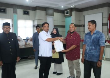 Sebanyak 40 pelaku usaha atau sekitar 53 persen telah berhasil memperoleh sertifikat halal.