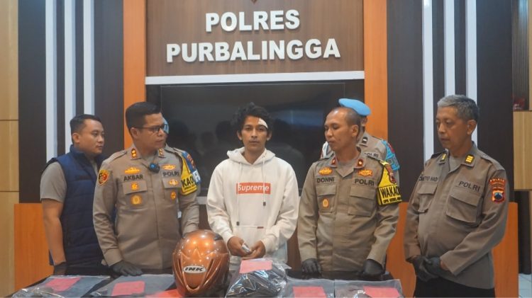 Kapolres Purbalingga AKBP Achmad Akbar dalam konferensi pers di Mapolres Purbalingga, Sabtu (15/2/2025) sore.