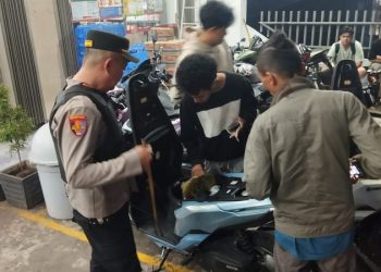 Kepolisian Sektor (Polsek) Tikala melaksanakan patroli rutin di wilayah hukumnya. Kegiatan ini bertujuan untuk mencegah potensi gangguan Kamtibmas serta memberikan rasa aman kepada masyarakat.
