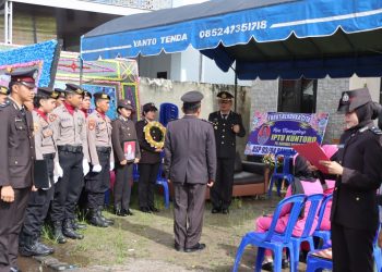 Upacara yang berlangsung di Jalan Kalibata VII ini dipimpin langsung oleh Kapolres Murung Raya AKBP Irwansyah, S.I.K., M.M., dan dihadiri oleh pejabat utama serta personel kepolisian, Senin (10/3/2025).