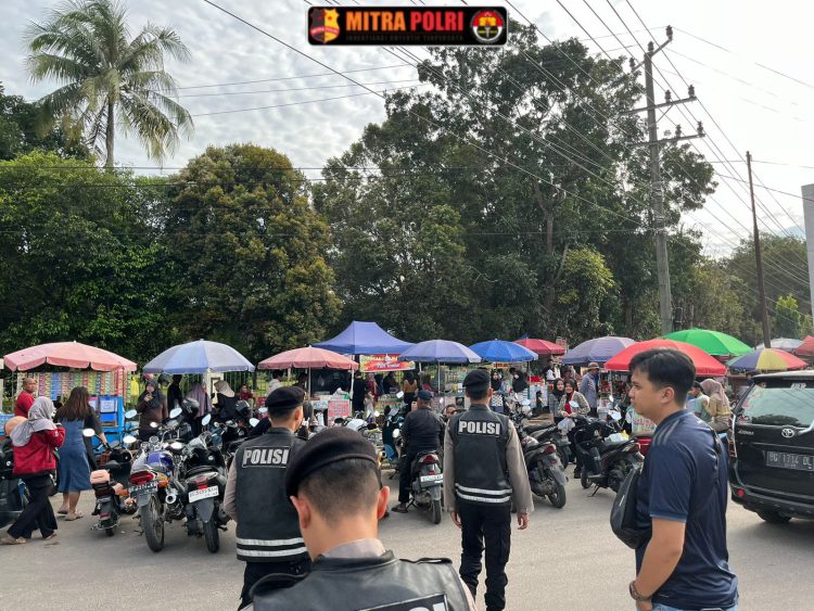 Kegiatan pengamanan ini diawali dengan apel persiapan yang digelar pada Minggu, 16 Maret 2025, pukul 16.30 WIB, di depan Mapolres Ogan Ilir. Apel tersebut dipimpin oleh Perwira Pengendali (Padal) Ipda Dimas Imam Santoso, S.Pi, dan diikuti oleh seluruh personel Polres Ogan Ilir yang terlibat dalam surat perintah pengamanan.