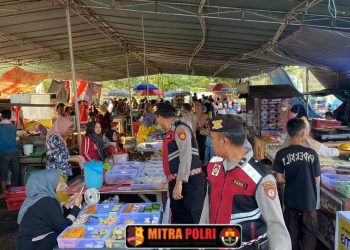 Polres Ogan Ilir melaksanakan patroli serta pengamanan (PAM) di sejumlah lokasi Pasar Bedug yang menjadi pusat keramaian masyarakat. Kegiatan ini bertujuan untuk mencegah berbagai tindak kejahatan, seperti pencurian kendaraan bermotor, pencopetan, maupun gangguan kamtibmas lainnya.