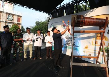 Kegiatan ini dibuka oleh Wakil Walikota Banda Aceh, Afdhal Khalilullah B.Sc (Hons). M.T. dengan tanda pemukulan bedug