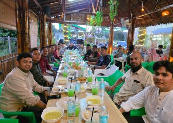 Serikat Pekerja Meulaboh Power Generation (SPMPG) menggelar acara buka puasa bersama dengan Dinas Tenaga Kerja dan Lembaga Bantuan Hukum YLBH-AKA Nagan Raya di Green Caffe Simpang Peut Nagan Raya, pada Selasa (25/3/25).