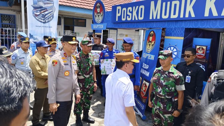 Kapolda Kalimantan Tengah Irjen Pol Iwan Kurniawan bersama Gubernur H. Agustiar Sabran dan Danrem 102 Panju Panjung, melakukan kunjungan kerja ke Kabupaten Kotawaringin Timur (Kotim), Sabtu (29/3/2025) siang