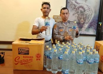 Kegiatan ini berlangsung pukul 14.30 hingga 15.00 WITA dan dipimpin langsung oleh Kanit Provost AIPTU Paulus E. Watak bersama Kanit Reskrim Aipda James Pinamangung serta anggota Polsek Pelabuhan Manado, Kamis (3/4/2025).