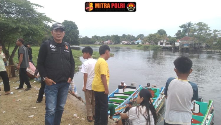 personel Polsek Indralaya yang dipimpin langsung oleh Kapolsek AKP Junardi, S.H., M.A.P., terus melakukan pengamanan di lokasi-lokasi wisata air. Petugas juga berkoordinasi dengan BPBD Kabupaten Ogan Ilir dan Sat Pol PP guna memantau situasi di beberapa posko pemantauan, seperti di Pasar Indralaya, Desa Sakatiga, Desa Tanjung Gelam, dan Desa Tebing Gerinting.
