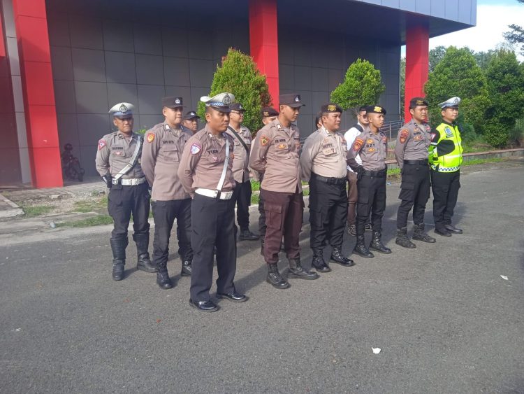 Polresta Palangka Raya menggelar apel kesiapan pengamanan kompetisi Liga IV Kalimantan Tengah, Selasa (8/4/2025).