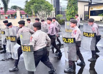 Satuan Samapta (Satsamapta) Polresta Palangka Raya, Polda Kalteng menggelar latihan Pengendalian Massa (Dalmas) sebagai upaya untuk meningkatkan kemampuan para personel kesatuannya, Rabu (9/4/2025) pagi.